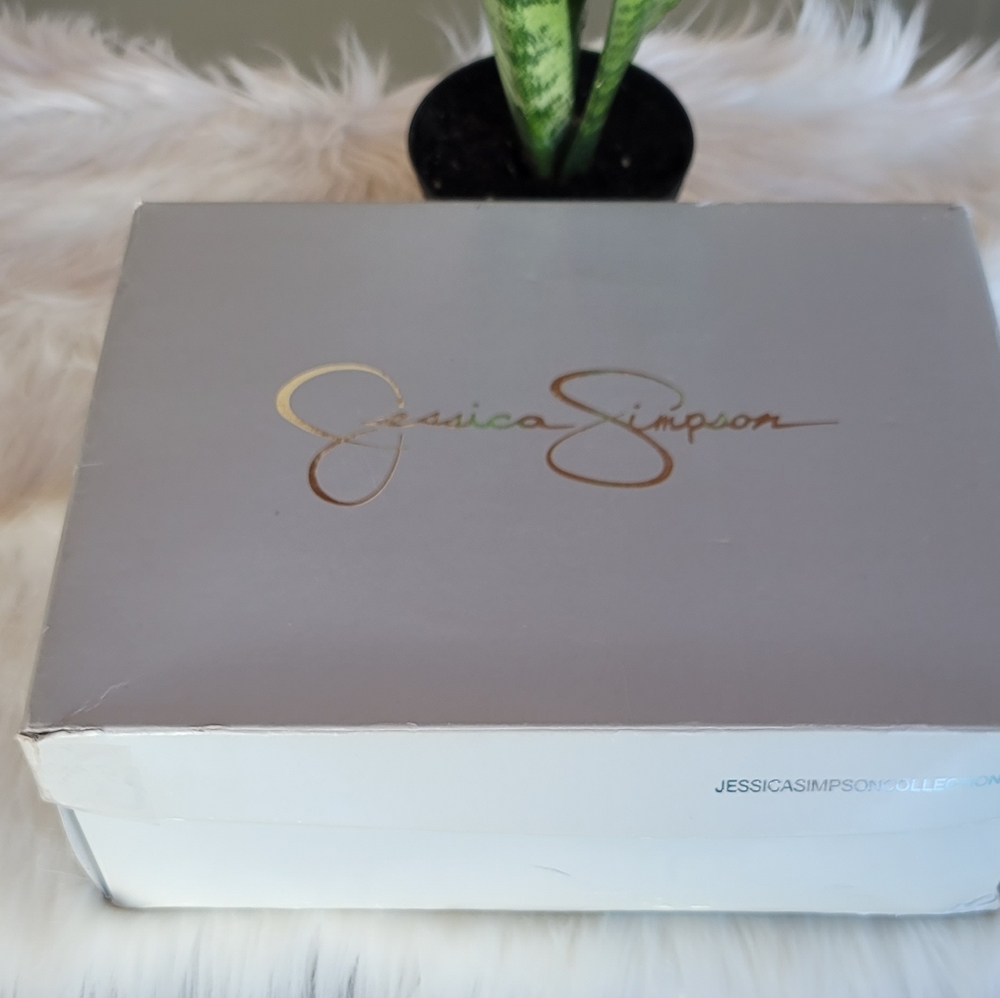 JESSICA SIMPSON HEELS - Picture 5 of 5